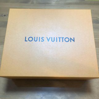 ルイヴィトン(LOUIS VUITTON)のヴィトン　紙袋　内袋付き(ショップ袋)