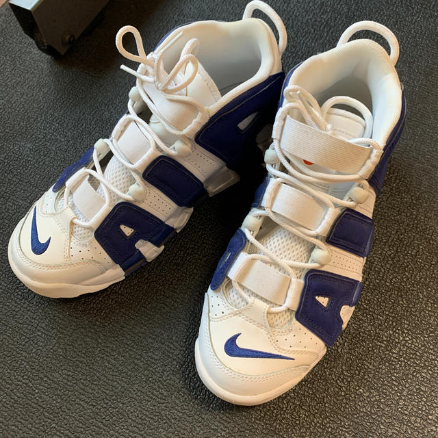 NIKE(ナイキ)のAIR MORE UPTEMPO '96 26cm メンズの靴/シューズ(スニーカー)の商品写真