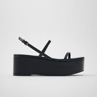 ザラ(ZARA)のZARA リアルレザーサンダル 26cm 40(サンダル)