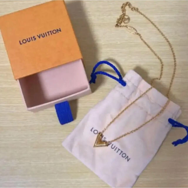 LOUIS VUITTON(ルイヴィトン)のVUITTON ネックレス 平野紫耀 着用 レディースのアクセサリー(ネックレス)の商品写真