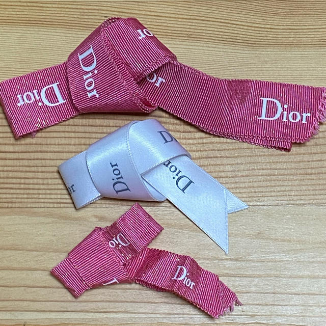 Dior(ディオール)のDior リボン　3本組 レディースのバッグ(ショップ袋)の商品写真