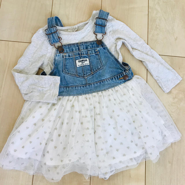 OshKosh(オシュコシュ)のオシュコシュ  デニムワンピース　90 キッズ/ベビー/マタニティのキッズ服女の子用(90cm~)(ワンピース)の商品写真