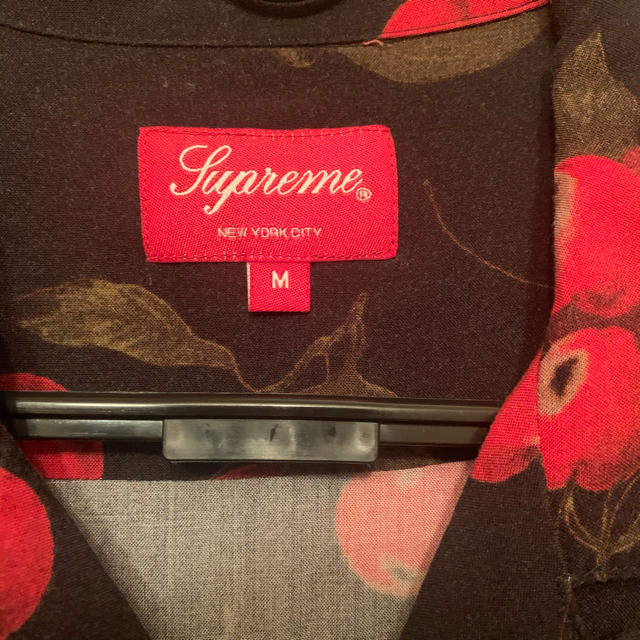 Supreme(シュプリーム)のCherry Rayon S/S Shirt メンズのトップス(シャツ)の商品写真