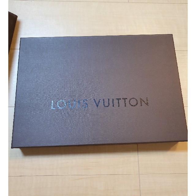 LOUIS VUITTON(ルイヴィトン)のLOUIS VUITTON マフラーオレンジブラウン レディースのファッション小物(マフラー/ショール)の商品写真
