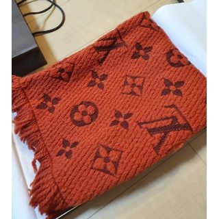 ルイヴィトン(LOUIS VUITTON)のLOUIS VUITTON マフラーオレンジブラウン(マフラー/ショール)