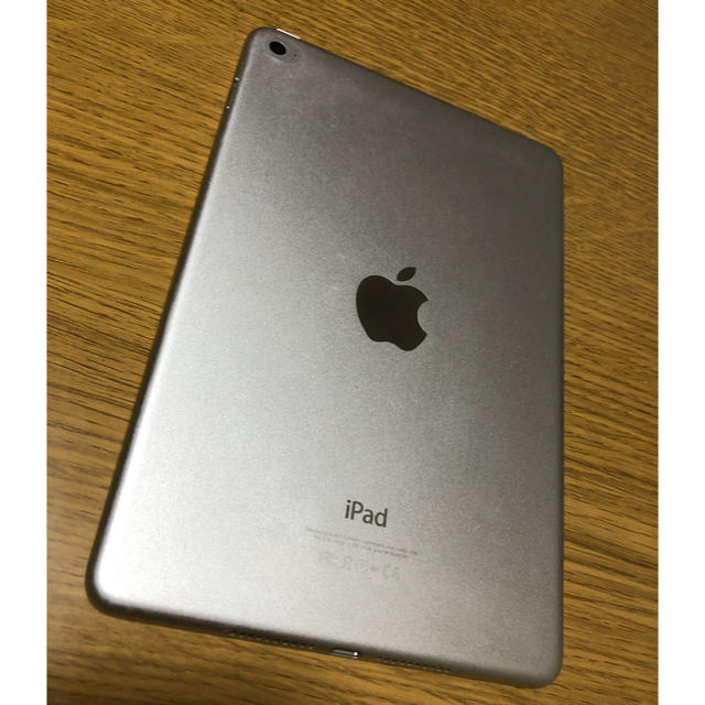 iPad(アイパッド)のipad mini4 128GB WIFIモデル　美品　完動品 スマホ/家電/カメラのPC/タブレット(タブレット)の商品写真