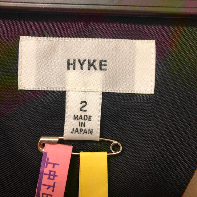 HYKE(ハイク)のHYKE トレンチコート　サイズ2 レディースのジャケット/アウター(トレンチコート)の商品写真