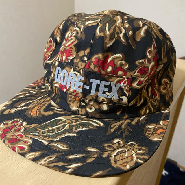 Supreme(シュプリーム)のシュプリュームsupremeゴアテックス Travis Scott  メンズの帽子(キャップ)の商品写真