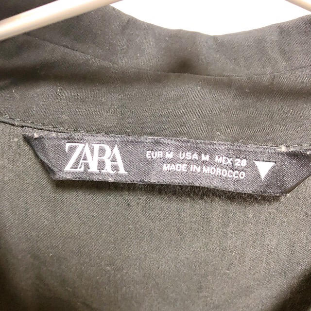 ZARA(ザラ)の【ZARA】【11日までSALE】シャツ トップス ブラック レディースのトップス(シャツ/ブラウス(長袖/七分))の商品写真