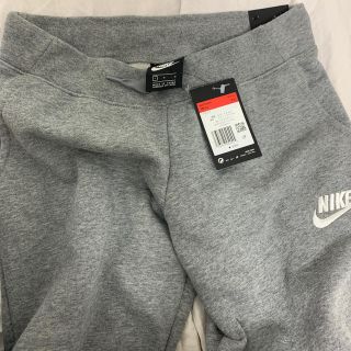 ナイキ(NIKE)のたす様専用　NIKE(カジュアルパンツ)