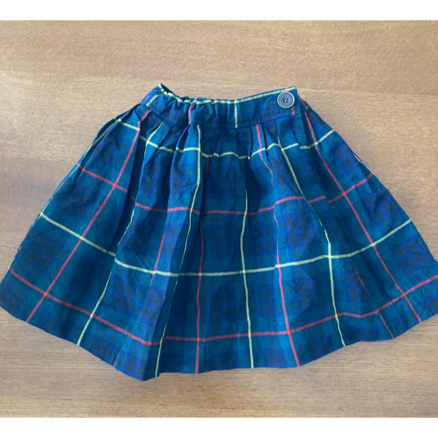 mikihouse(ミキハウス)のMIKI HOUSE ミキハウス チェック スカート 100cm キッズ/ベビー/マタニティのキッズ服女の子用(90cm~)(スカート)の商品写真