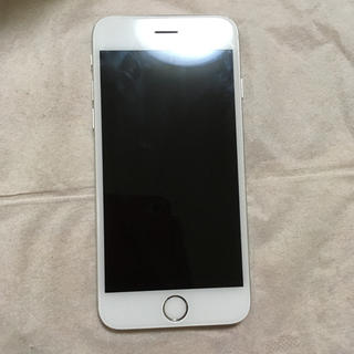 アップル(Apple)のiPhone6 silver 64GB(携帯電話本体)