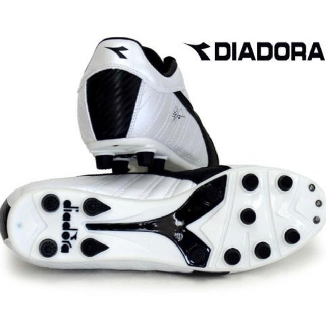 DIADORA(ディアドラ)の定価14,850 BAGGIO diadora ディアドラ  スパイク　バッジョ スポーツ/アウトドアのサッカー/フットサル(シューズ)の商品写真