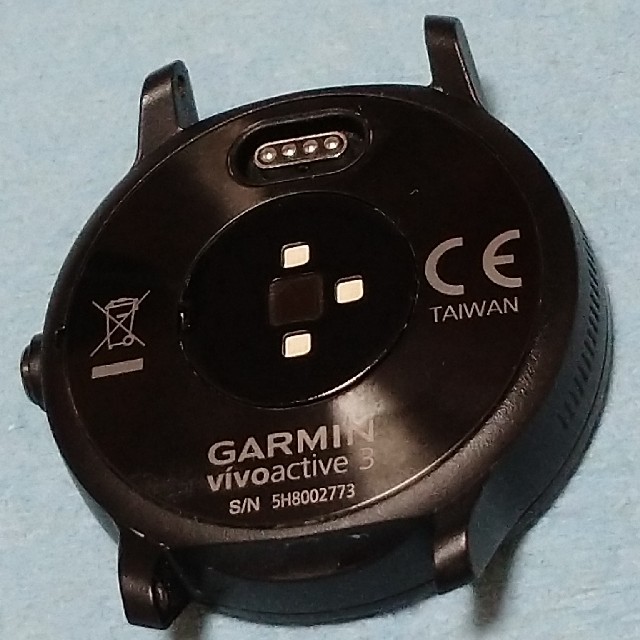 GARMIN(ガーミン)のGarminガーミンvivoactive3本体のみ スポーツ/アウトドアのトレーニング/エクササイズ(トレーニング用品)の商品写真