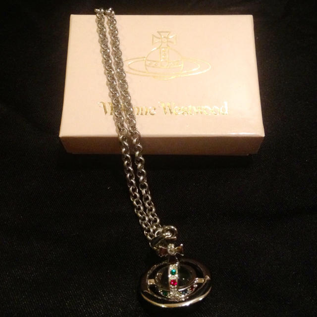 Vivienne Westwood - 美品♡ヴィヴィアン♡立体オーブ Tiny