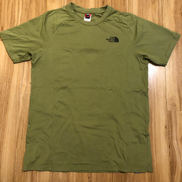 THE NORTH FACE(ザノースフェイス)のthe north face Tシャツ　グリーン　Mサイズ メンズのトップス(Tシャツ/カットソー(半袖/袖なし))の商品写真