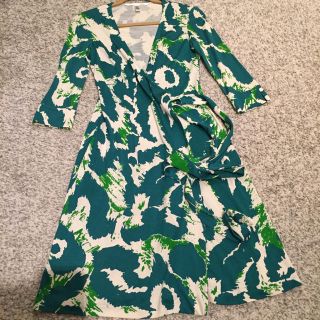 ダイアンフォンファステンバーグ(DIANE von FURSTENBERG)のダイアン シルクラップワンピースグリーン(ひざ丈ワンピース)