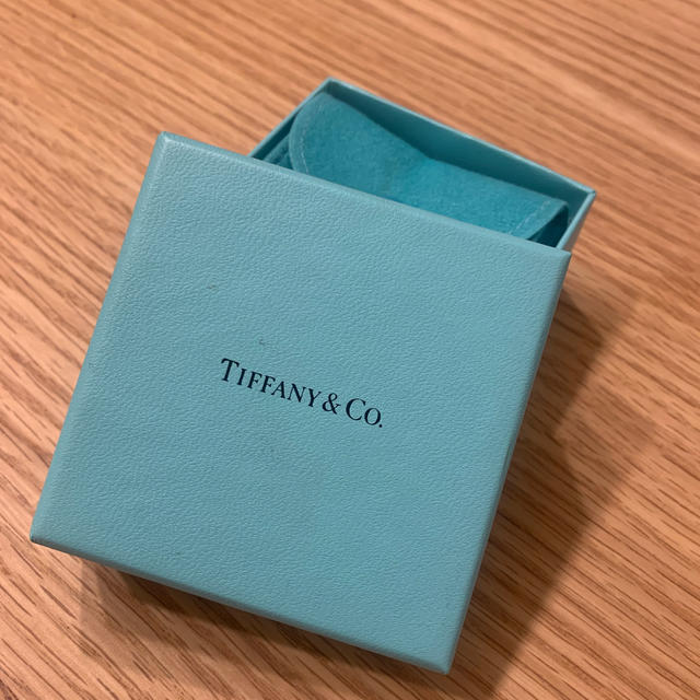 Tiffany & Co.(ティファニー)のティファニー　空箱 レディースのバッグ(ショップ袋)の商品写真