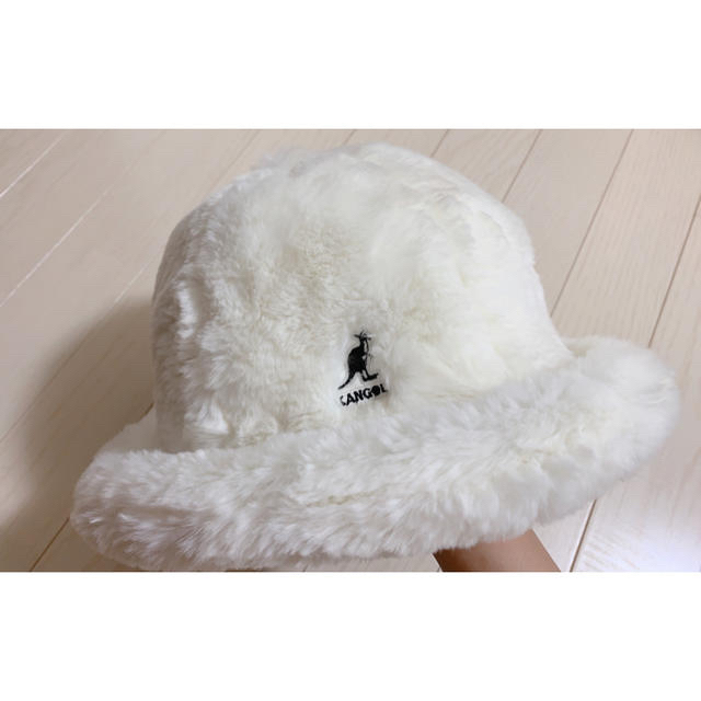 KANGOL(カンゴール)のKANGOL Faux Fur Casual M White メンズの帽子(ハット)の商品写真
