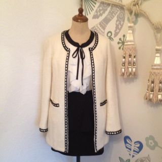 ファビュラスアンジェラ(Fabulous Angela)のFabulus CECILMcBEE美品(ノーカラージャケット)