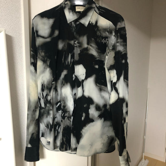 Saint Laurent(サンローラン)のsaint laurent 38 タイダイ シルク シャツ 難あり 付属品あり メンズのトップス(シャツ)の商品写真