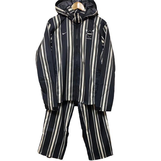 ○【美品】NIKE×FCRB ストライプ セットアップ○-