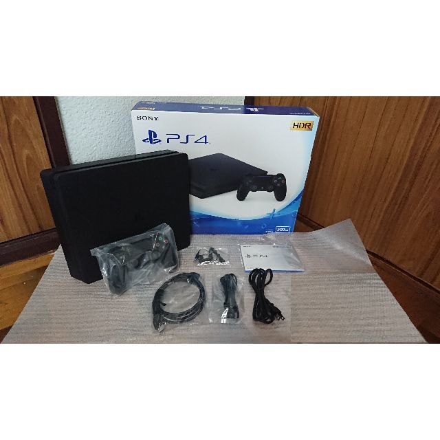 美品◇SONY PlayStation4 CUH-2200AB01 500GB