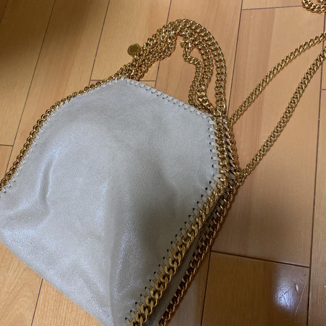 ステラマッカートニー ファラベラミニ ベージュ×ゴールド 値引き 50.0