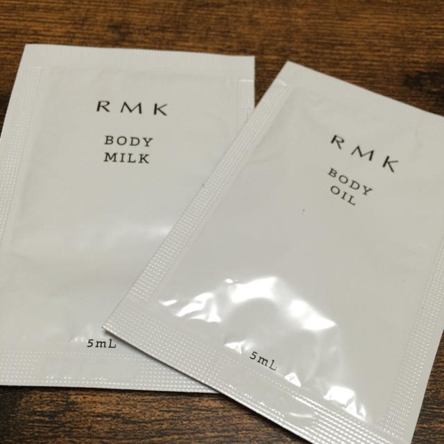 RMK(アールエムケー)のRMK サンプルセット コスメ/美容のボディケア(ボディローション/ミルク)の商品写真