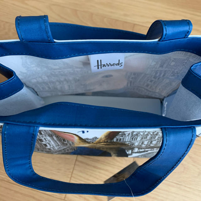 Harrods(ハロッズ)のハロッズ　ピーターラビットトートバッグ レディースのバッグ(トートバッグ)の商品写真