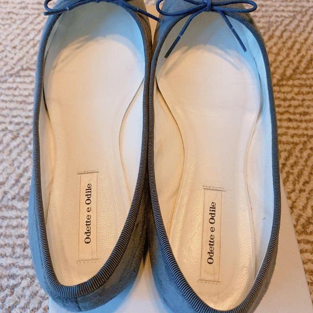 Odette e Odile(オデットエオディール)のスエードバレエシューズ レディースの靴/シューズ(バレエシューズ)の商品写真
