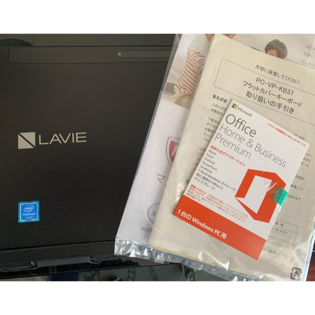 NEC(エヌイーシー)のNEC LAVIE HZ-100 スマホ/家電/カメラのPC/タブレット(ノートPC)の商品写真