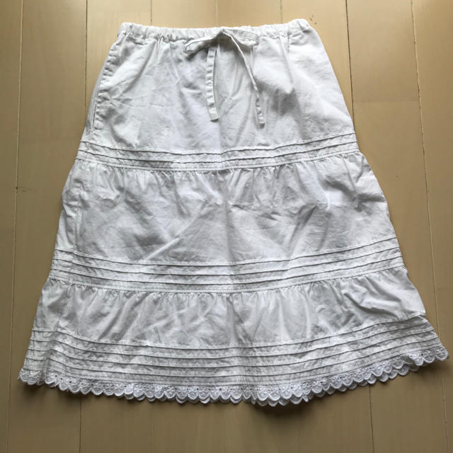 COMME CA ISM(コムサイズム)のCOMME CA ISM ✩.*˚ スカート 110cm  白 レース キッズ/ベビー/マタニティのキッズ服女の子用(90cm~)(スカート)の商品写真