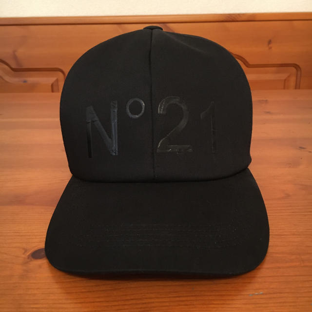 N°21(ヌメロヴェントゥーノ)の💗最終値下げ💗N°21💗UNISEXロゴキャップ💗完売💗 レディースの帽子(キャップ)の商品写真