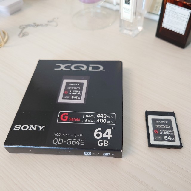 XQDカード 64GB