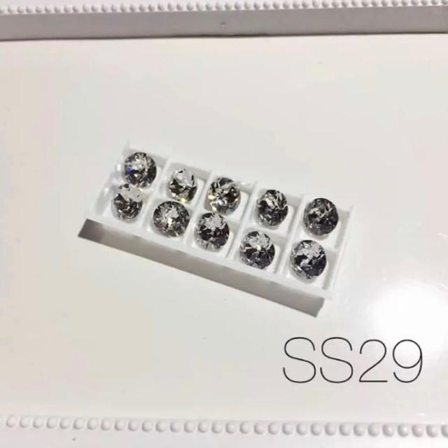 SWAROVSKI(スワロフスキー)の正規 スワロフスキー社製 チャトン SS29 クリスタル ビジュー Vカット ハンドメイドの素材/材料(各種パーツ)の商品写真