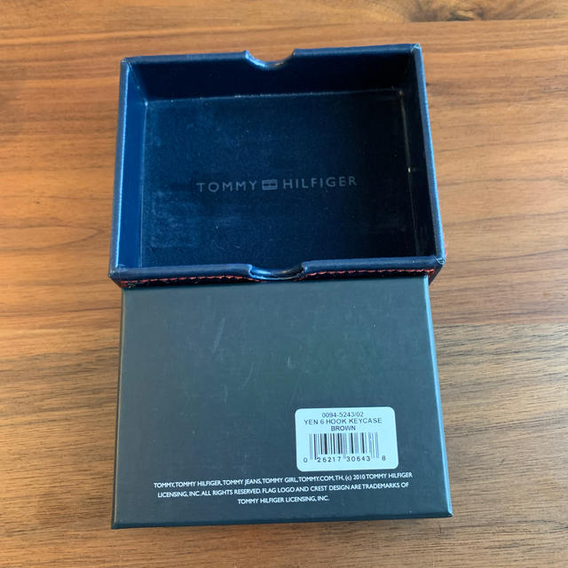 TOMMY HILFIGER(トミーヒルフィガー)のTOMMY HILFIGER キーケース メンズのファッション小物(キーケース)の商品写真