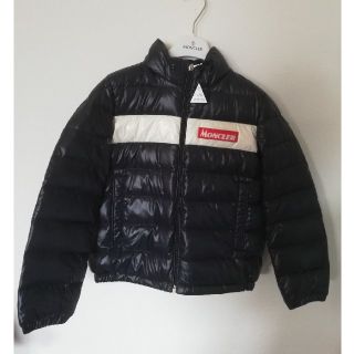 モンクレール(MONCLER)の【新品】MONCLERモンクレール　ダウンジャケット　8A(ジャケット/上着)