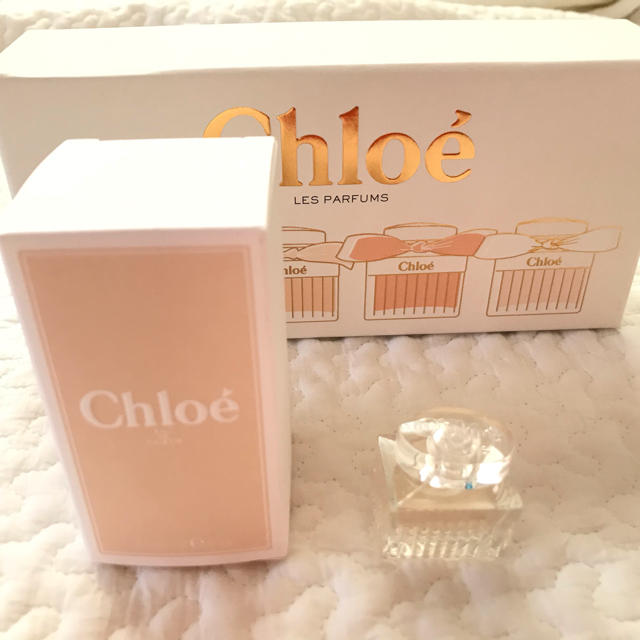 Chloe - 新品 Chloe 香水 ミニサイズ 5mlの通販 by Yuyu's shop｜クロエならラクマ