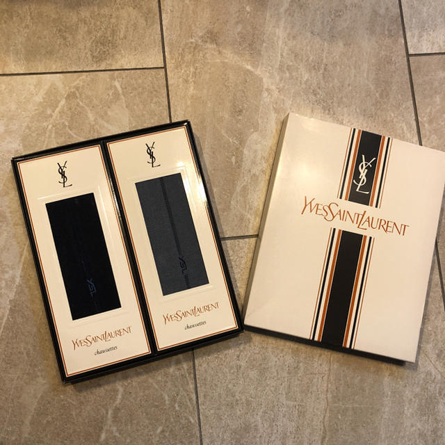 Saint Laurent(サンローラン)の新品未使用　イブサンローラン　靴下　メンズソックス メンズのレッグウェア(ソックス)の商品写真