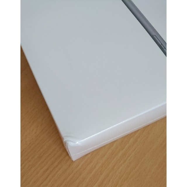 新品・未開封◇iPad◇第7世代◇32GB◇スペースグレー スマホ/家電/カメラのPC/タブレット(タブレット)の商品写真