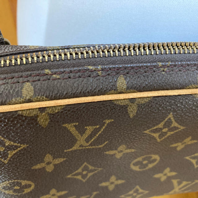 ルイ・ヴィトン ポシェット マルリーバンドリエール 超美品