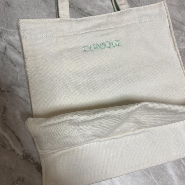 CLINIQUE(クリニーク)のCLINIQUE ミントグリーン ノベルティ ランチトート レディースのバッグ(トートバッグ)の商品写真