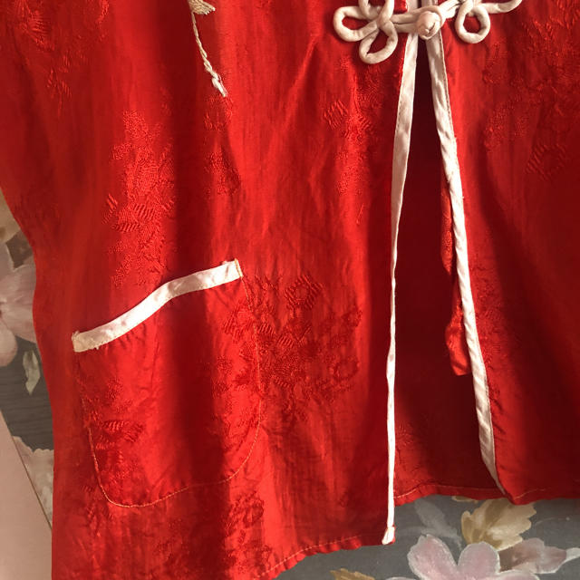 keisuke kanda(ケイスケカンダ)の赤チャイナシャツ レディースのトップス(シャツ/ブラウス(半袖/袖なし))の商品写真