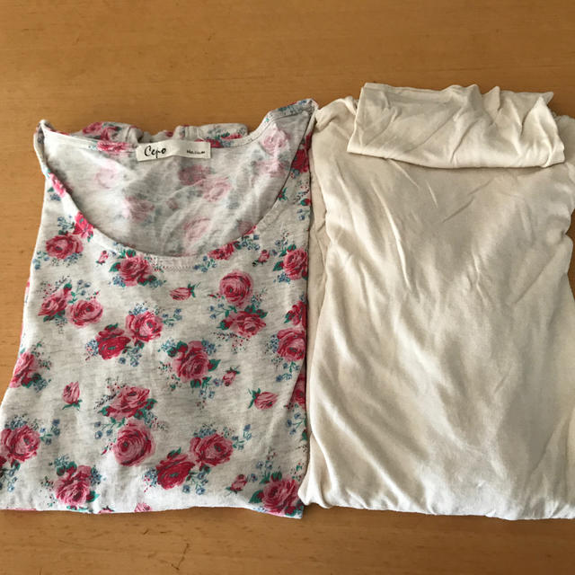 ロンT  2枚セット レディースのトップス(Tシャツ(長袖/七分))の商品写真