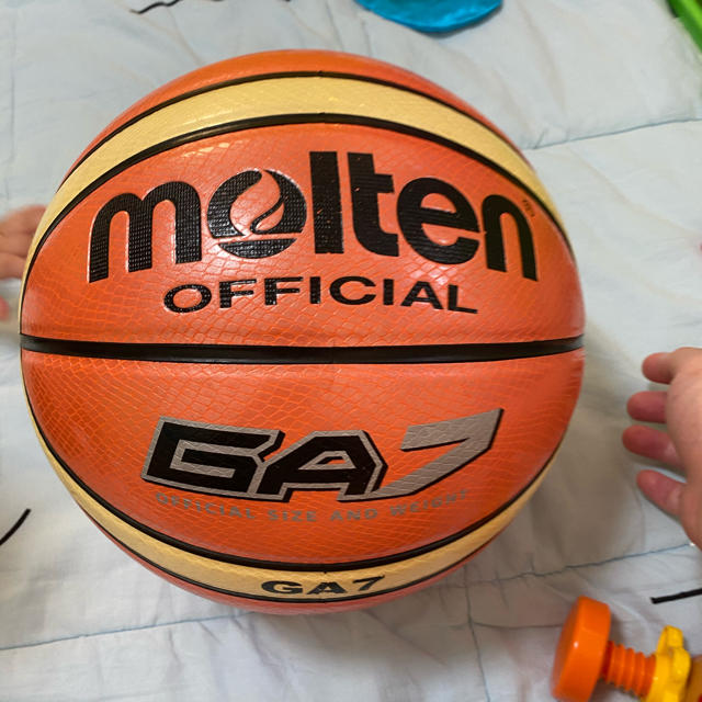 molten(モルテン)のモルテン バスケットボール 7号 GA7  スポーツ/アウトドアのスポーツ/アウトドア その他(バスケットボール)の商品写真