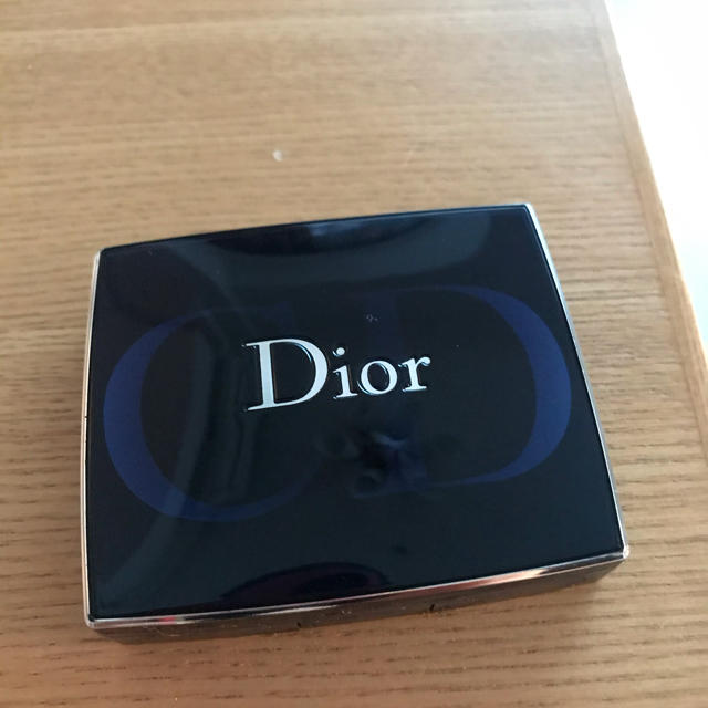 Christian Dior(クリスチャンディオール)のmay様専用　ディオール　サンク　クルール コスメ/美容のベースメイク/化粧品(アイシャドウ)の商品写真