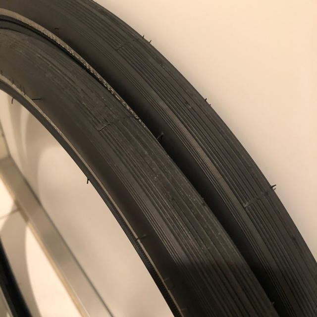 BRIDGESTONE(ブリヂストン)のlinus　タイヤ　26×1.25 スポーツ/アウトドアの自転車(パーツ)の商品写真