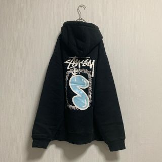 ステューシー(STUSSY)のSTUSSY パーカー　肉厚　Sサイズ　(パーカー)