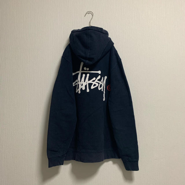 STUSSY(ステューシー)のSTUSSY パーカー　肉厚　Mサイズ メンズのトップス(パーカー)の商品写真